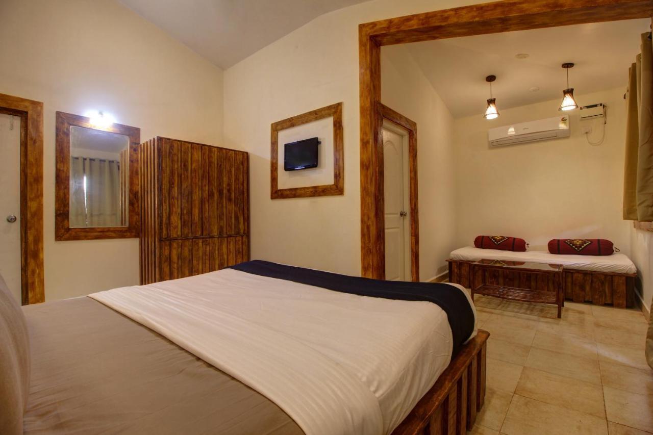 Grand Royale Palms Benaulim Hotel Екстериор снимка